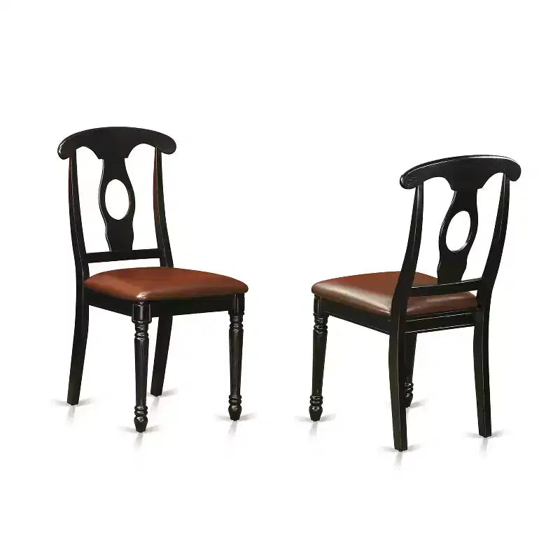 Ensemble de salle à manger HomeStock avec table à rallonge et chaises