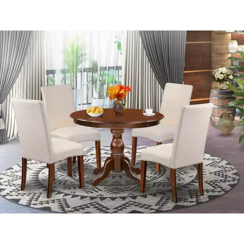 Table de salle à manger HomeStock 5 pièces en bois massif finition acajou avec 4 chaises